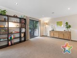 https://images.listonce.com.au/custom/160x/listings/76a-cardigan-road-mooroolbark-vic-3138/625/01525625_img_06.jpg?MfHKMMAOrdw