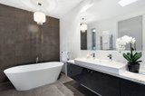 https://images.listonce.com.au/custom/160x/listings/76a-spray-street-elwood-vic-3184/005/01795005_img_05.jpg?jqRQik5qJPA