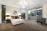 https://images.listonce.com.au/custom/160x/listings/76a-spray-street-elwood-vic-3184/005/01795005_img_06.jpg?uHRQWqlhHhk
