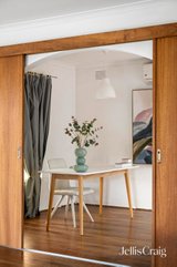 https://images.listonce.com.au/custom/160x/listings/77-kipling-avenue-mooroolbark-vic-3138/046/01908046_img_08.jpg?aX4QJU7d4RQ