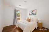 https://images.listonce.com.au/custom/160x/listings/77-kipling-avenue-mooroolbark-vic-3138/046/01908046_img_10.jpg?c3j6HkBKiF8