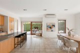 https://images.listonce.com.au/custom/160x/listings/77-springthorpe-boulevard-macleod-vic-3085/910/01937910_img_06.jpg?946ohDoyuHg