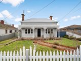 https://images.listonce.com.au/custom/160x/listings/77-yarrowee-street-sebastopol-vic-3356/379/00946379_img_01.jpg?rurbc0Nt7ZU