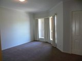 https://images.listonce.com.au/custom/160x/listings/7713-15-hewish-road-croydon-vic-3136/074/01525074_img_12.jpg?YGPPOZ4zGCg