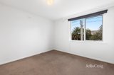 https://images.listonce.com.au/custom/160x/listings/773-alma-road-st-kilda-vic-3182/834/01941834_img_04.jpg?EgDremRFvy0