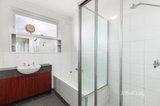 https://images.listonce.com.au/custom/160x/listings/773-alma-road-st-kilda-vic-3182/834/01941834_img_05.jpg?qCcqH486-nE
