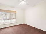 https://images.listonce.com.au/custom/160x/listings/7795-burwood-road-hawthorn-east-vic-3123/362/00968362_img_08.jpg?LR0GNVaLX1c