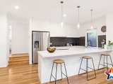 https://images.listonce.com.au/custom/160x/listings/77a-esther-crescent-mooroolbark-vic-3138/255/01526255_img_03.jpg?jokj7TJCJqc