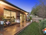 https://images.listonce.com.au/custom/160x/listings/77a-esther-crescent-mooroolbark-vic-3138/255/01526255_img_13.jpg?7GiY8tb9UTs