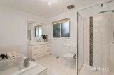 https://images.listonce.com.au/custom/160x/listings/77a-hull-road-croydon-vic-3136/296/01931296_img_07.jpg?gFqRpGBbUBI