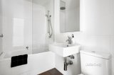 https://images.listonce.com.au/custom/160x/listings/77a-victoria-road-northcote-vic-3070/488/01452488_img_15.jpg?zkBFAofjPIE