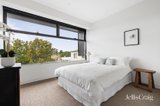 https://images.listonce.com.au/custom/160x/listings/78-10-simpson-place-hawthorn-vic-3122/711/01812711_img_06.jpg?s33OkLEXkwk