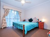 https://images.listonce.com.au/custom/160x/listings/78-cardigan-road-mooroolbark-vic-3138/920/01524920_img_05.jpg?YQC9YHYnhBY