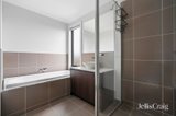 https://images.listonce.com.au/custom/160x/listings/78-holst-street-armstrong-creek-vic-3217/640/01905640_img_09.jpg?YZqG1alQ-po