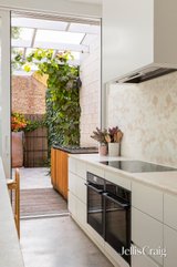 https://images.listonce.com.au/custom/160x/listings/78-michael-street-fitzroy-north-vic-3068/672/01855672_img_20.jpg?zF5piHe7rVo