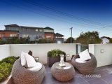 https://images.listonce.com.au/custom/160x/listings/78-princes-street-port-melbourne-vic-3207/758/01087758_img_12.jpg?50PVVvqJ_kc