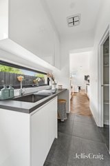 https://images.listonce.com.au/custom/160x/listings/78-stephenson-street-south-kingsville-vic-3015/423/01879423_img_11.jpg?4u_PJDfJC3w