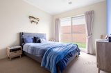 https://images.listonce.com.au/custom/160x/listings/78-wicklow-drive-invermay-park-vic-3350/375/01270375_img_10.jpg?Byc7qOyhUYI