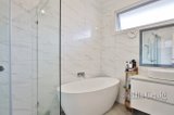 https://images.listonce.com.au/custom/160x/listings/785-highbury-road-vermont-south-vic-3133/734/01721734_img_09.jpg?KQf-4GwNs_s