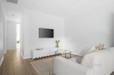 https://images.listonce.com.au/custom/160x/listings/79-davey-road-montmorency-vic-3094/120/01675120_img_02.jpg?ZV7LERWgvNc