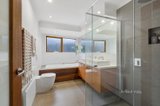 https://images.listonce.com.au/custom/160x/listings/79-grand-boulevard-montmorency-vic-3094/659/01137659_img_08.jpg?Py9UxN0HtYw