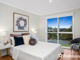 https://images.listonce.com.au/custom/160x/listings/79-kipling-avenue-mooroolbark-vic-3138/986/01524986_img_04.jpg?q0mWYsZZNt4