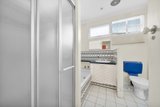https://images.listonce.com.au/custom/160x/listings/79-stanley-avenue-mount-waverley-vic-3149/642/01727642_img_07.jpg?fizUUisLqWU