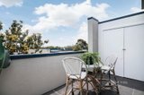 https://images.listonce.com.au/custom/160x/listings/7900-pascoe-vale-road-glenroy-vic-3046/633/01310633_img_03.jpg?FOzZLLs9-yU