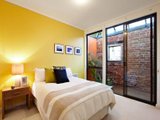 https://images.listonce.com.au/custom/160x/listings/797-cruikshank-street-port-melbourne-vic-3207/930/01731930_img_05.jpg?421yi-uUKVk