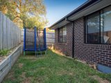 https://images.listonce.com.au/custom/160x/listings/7a-bristol-court-kilsyth-vic-3137/465/01524465_img_19.jpg?z5JTFpm5ElE