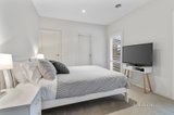 https://images.listonce.com.au/custom/160x/listings/7a-canara-street-doncaster-east-vic-3109/997/01588997_img_09.jpg?vwOq9vOIqA8