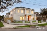 https://images.listonce.com.au/custom/160x/listings/7a-clivejay-street-glen-waverley-vic-3150/261/01939261_img_01.jpg?lKnsN0blZuQ