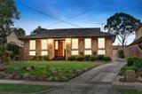 https://images.listonce.com.au/custom/160x/listings/7a-garden-avenue-mitcham-vic-3132/188/01736188_img_03.jpg?-DpFgQ-Ne80