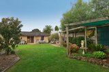 https://images.listonce.com.au/custom/160x/listings/7a-garden-avenue-mitcham-vic-3132/188/01736188_img_08.jpg?qI9V7D8Tx0I