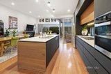 https://images.listonce.com.au/custom/160x/listings/7a-kooyonga-grove-mornington-vic-3931/117/01521117_img_08.jpg?7jM3BMCZBoE