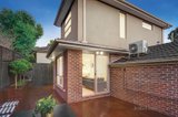 https://images.listonce.com.au/custom/160x/listings/7a-marama-street-blackburn-south-vic-3130/675/00886675_img_09.jpg?ewYDgLk1cAs