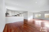 https://images.listonce.com.au/custom/160x/listings/7a-newham-grove-ormond-vic-3204/556/01680556_img_04.jpg?BSxa_29gqgM