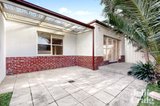 https://images.listonce.com.au/custom/160x/listings/7a-newham-grove-ormond-vic-3204/556/01680556_img_14.jpg?v7l5mVgBo64