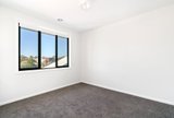 https://images.listonce.com.au/custom/160x/listings/7a-riordan-court-mornington-vic-3931/479/01829479_img_05.jpg?UXM3VnqnN9A