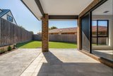 https://images.listonce.com.au/custom/160x/listings/7a-riordan-court-mornington-vic-3931/479/01829479_img_10.jpg?uGlo1YyzjNM