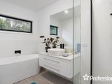 https://images.listonce.com.au/custom/160x/listings/7a-switchback-road-chirnside-park-vic-3116/356/01526356_img_07.jpg?EO5otqDYQb0