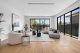 https://images.listonce.com.au/custom/160x/listings/7b-doon-avenue-glen-waverley-vic-3150/493/01700493_img_02.jpg?5JiknPEth7k