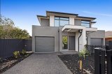 https://images.listonce.com.au/custom/160x/listings/7b-pell-street-bentleigh-east-vic-3165/488/01910488_img_01.jpg?oC4G4sPgpbM