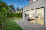 https://images.listonce.com.au/custom/160x/listings/7b-york-street-bentleigh-east-vic-3165/289/00902289_img_09.jpg?GCd9rdfsHPw