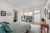 https://images.listonce.com.au/custom/160x/listings/7b-york-street-bentleigh-east-vic-3165/289/00902289_img_10.jpg?uRsA5hg8kns