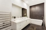 https://images.listonce.com.au/custom/160x/listings/8-14-howard-street-north-melbourne-vic-3051/368/00437368_img_13.jpg?e_wJn44ukc0