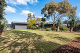 https://images.listonce.com.au/custom/160x/listings/8-9-araluen-court-barwon-heads-vic-3227/782/01621782_img_22.jpg?VzzGpuwEgQA