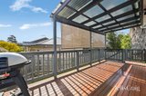 https://images.listonce.com.au/custom/160x/listings/8-albert-road-lilydale-vic-3140/961/01987961_img_09.jpg?fLXFrLlJ9M0