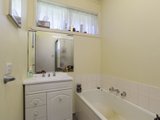 https://images.listonce.com.au/custom/160x/listings/8-alexandra-road-lilydale-vic-3140/241/01524241_img_05.jpg?V5NYW5oOiOw