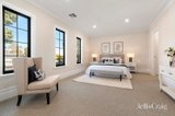 https://images.listonce.com.au/custom/160x/listings/8-amesbury-avenue-wantirna-vic-3152/243/01972243_img_13.jpg?jmGBn2Q5ykc